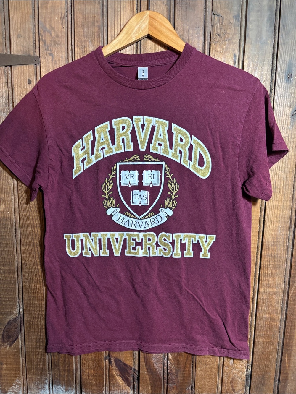Men's Harvard University Maroon Graphic T-Shirt